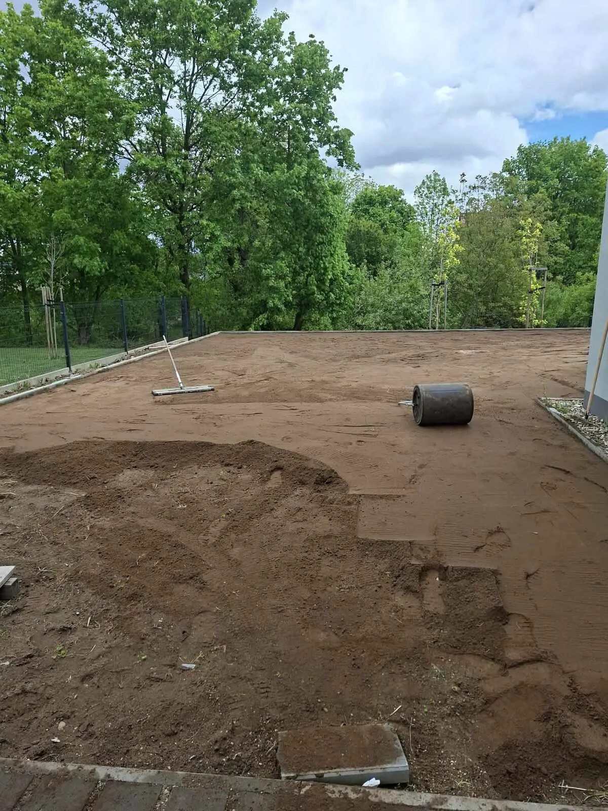 Realizacja - Niwelacja terenu Zielona Góra i okolice